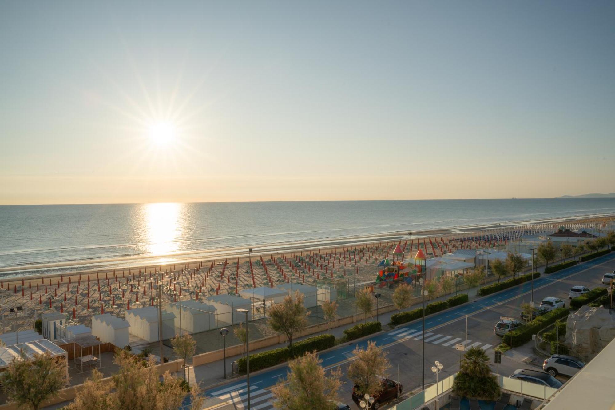 Grand Hotel Excelsior Senigallia Exterior photo
